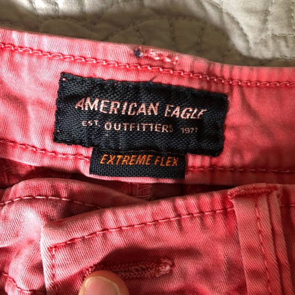 AE Shorts - Picture 3 of 4